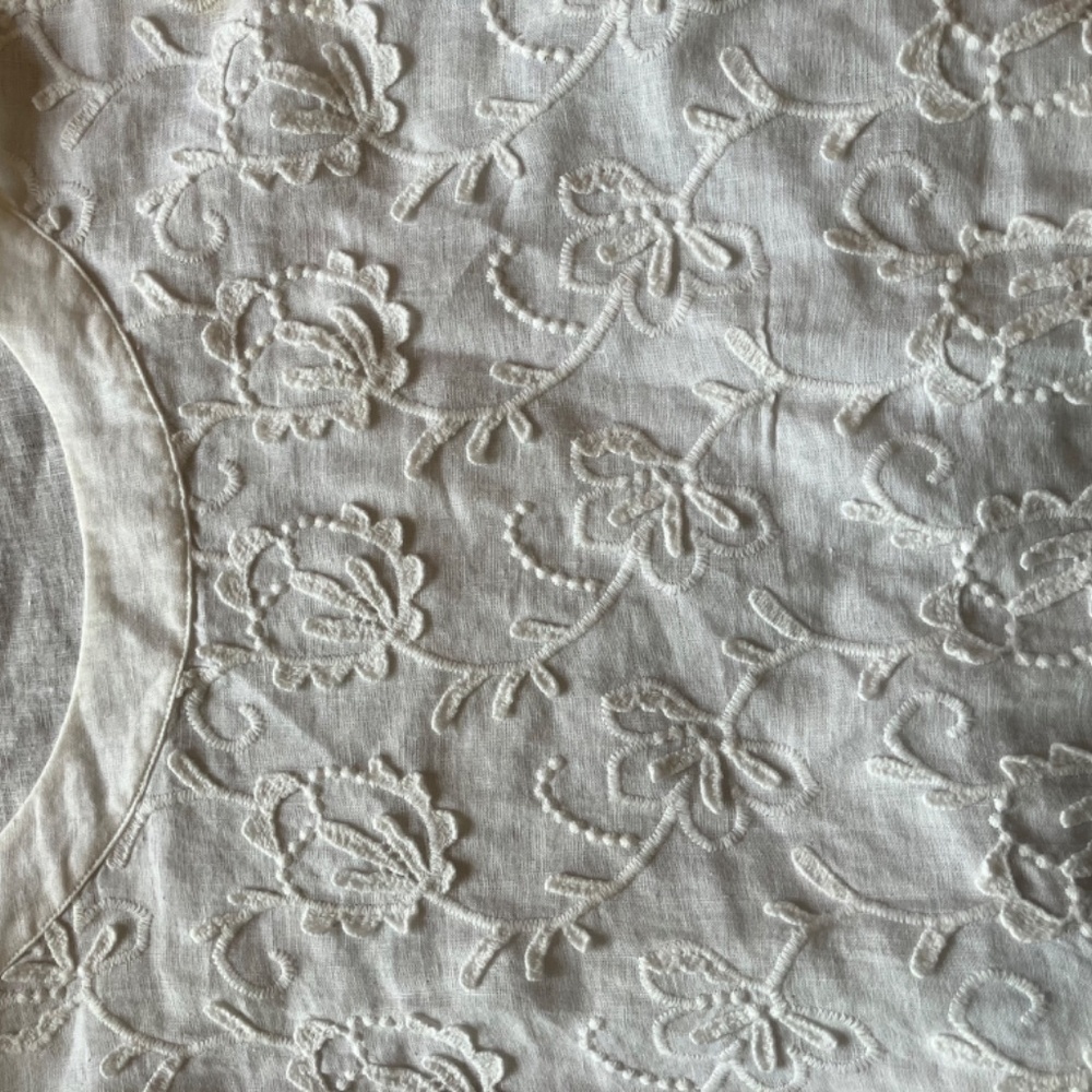 Embroidered tunic - Picture 4 of 5